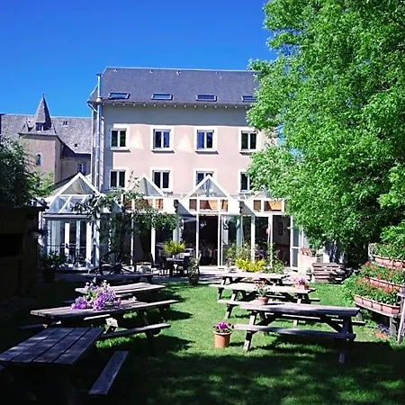 Logis Aubrac Hotel 3*